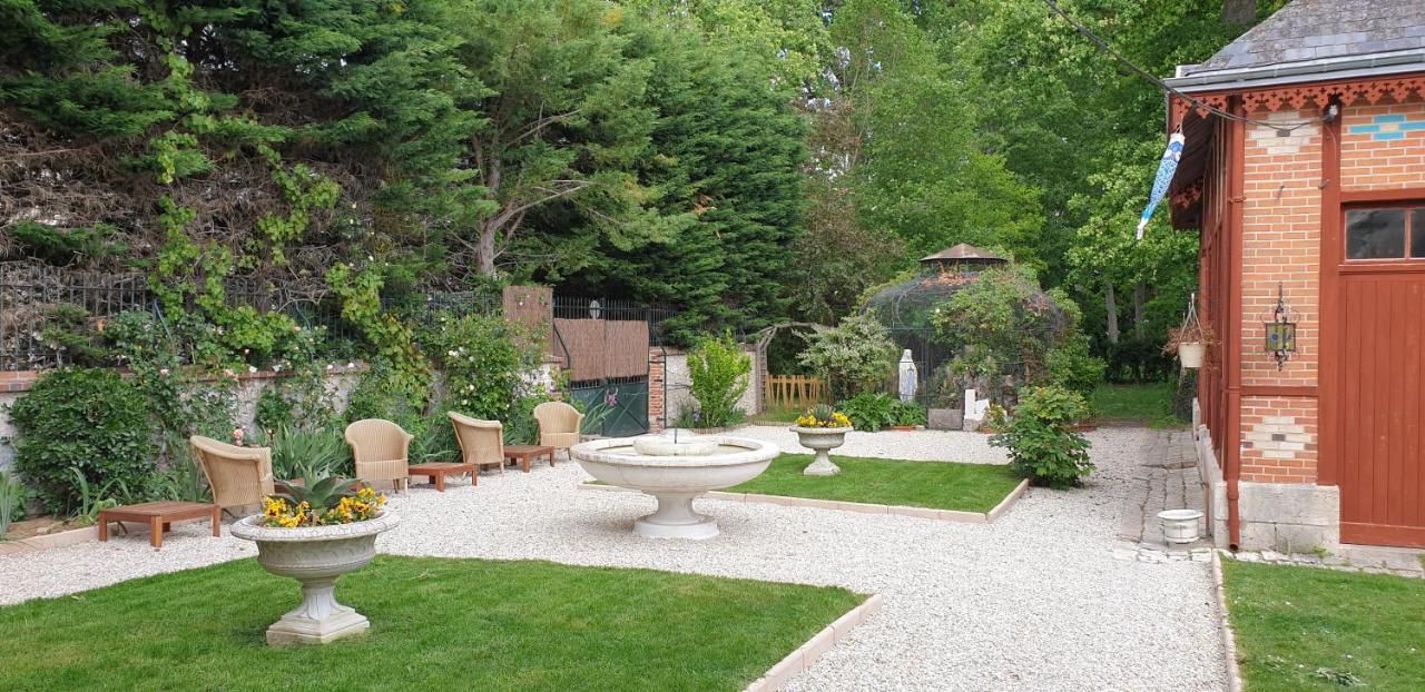 La Maison Leonard Blere Экстерьер фото
